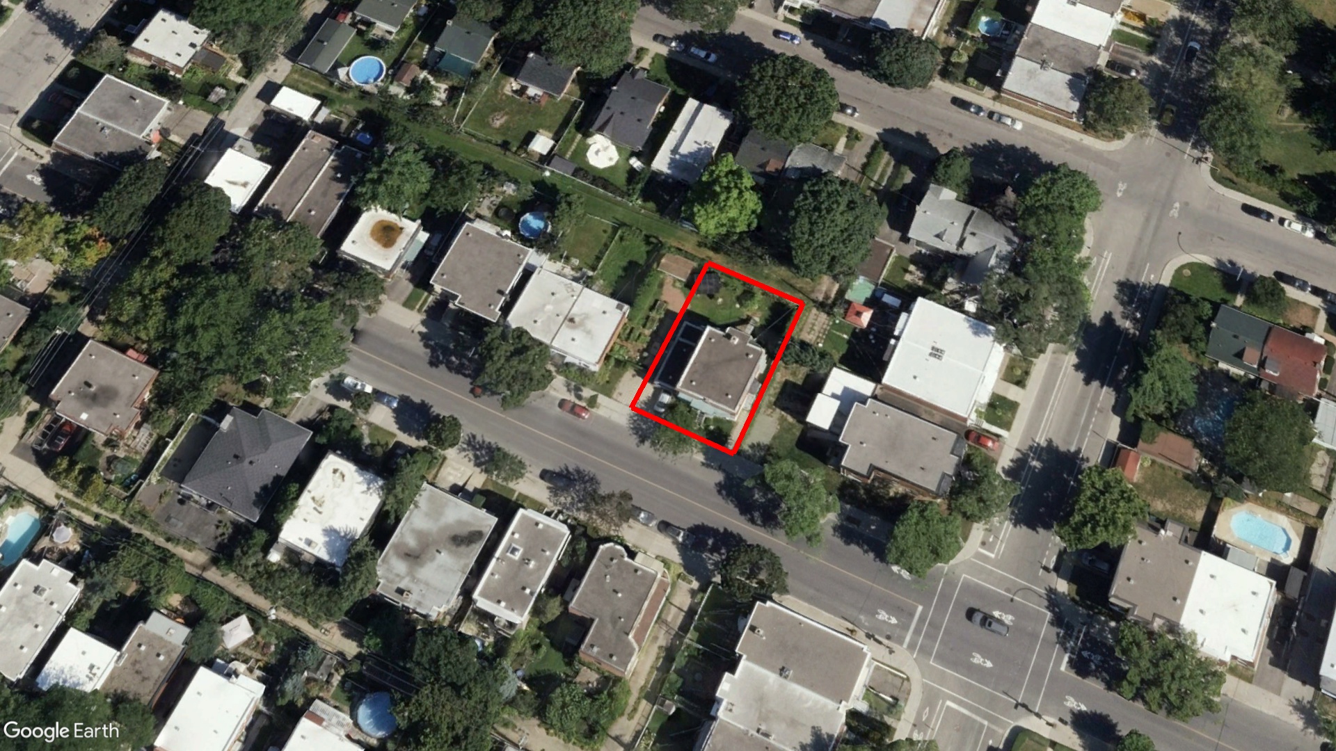 Tax Sale Montreal, Quebec - 355822-25