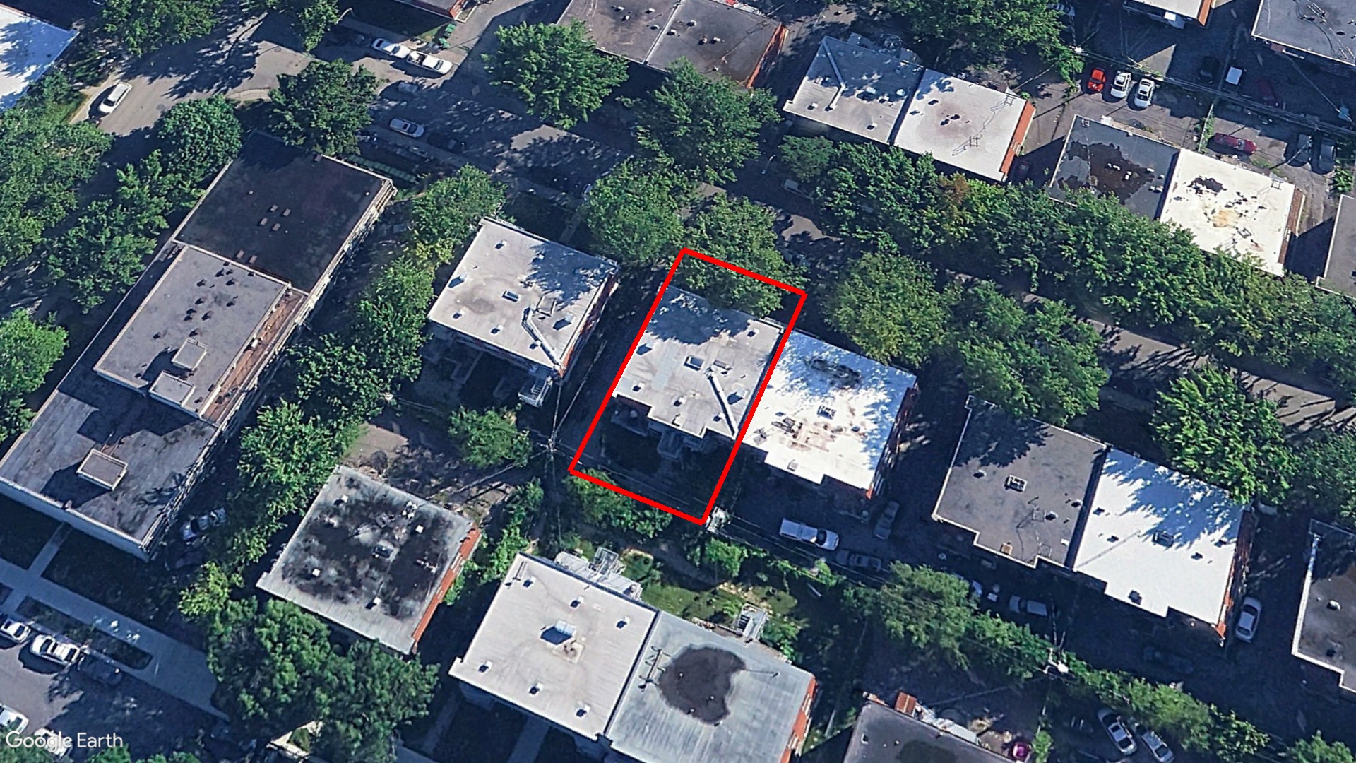 Tax Sale Montreal, Quebec - 020809-86