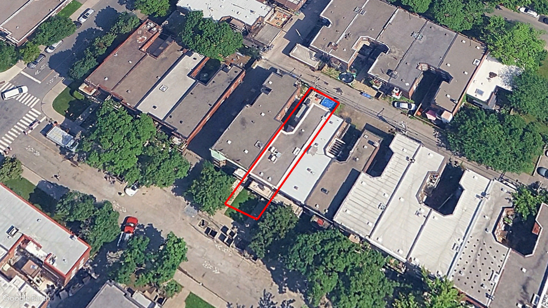 Tax Sale Montreal, Quebec - 030304-42 