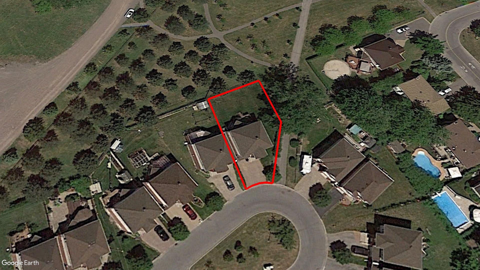 Tax Sale Montreal, Quebec - 050647-16