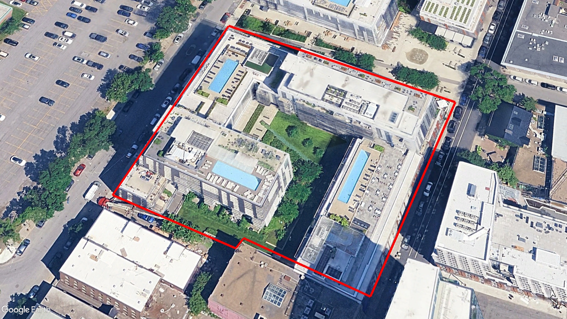 Tax Sale Montreal, Quebec - 120120-81