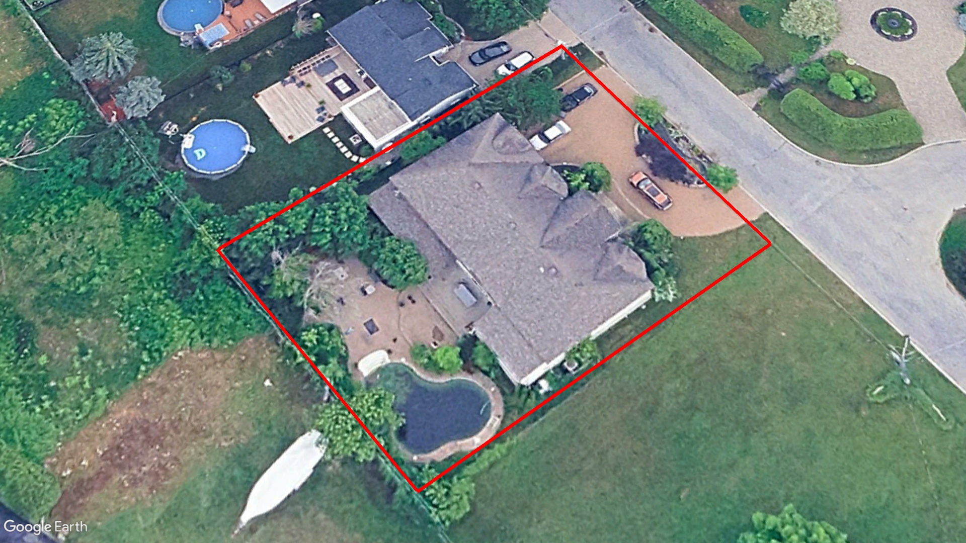 Tax Sale Montreal, Quebec - 041420-85