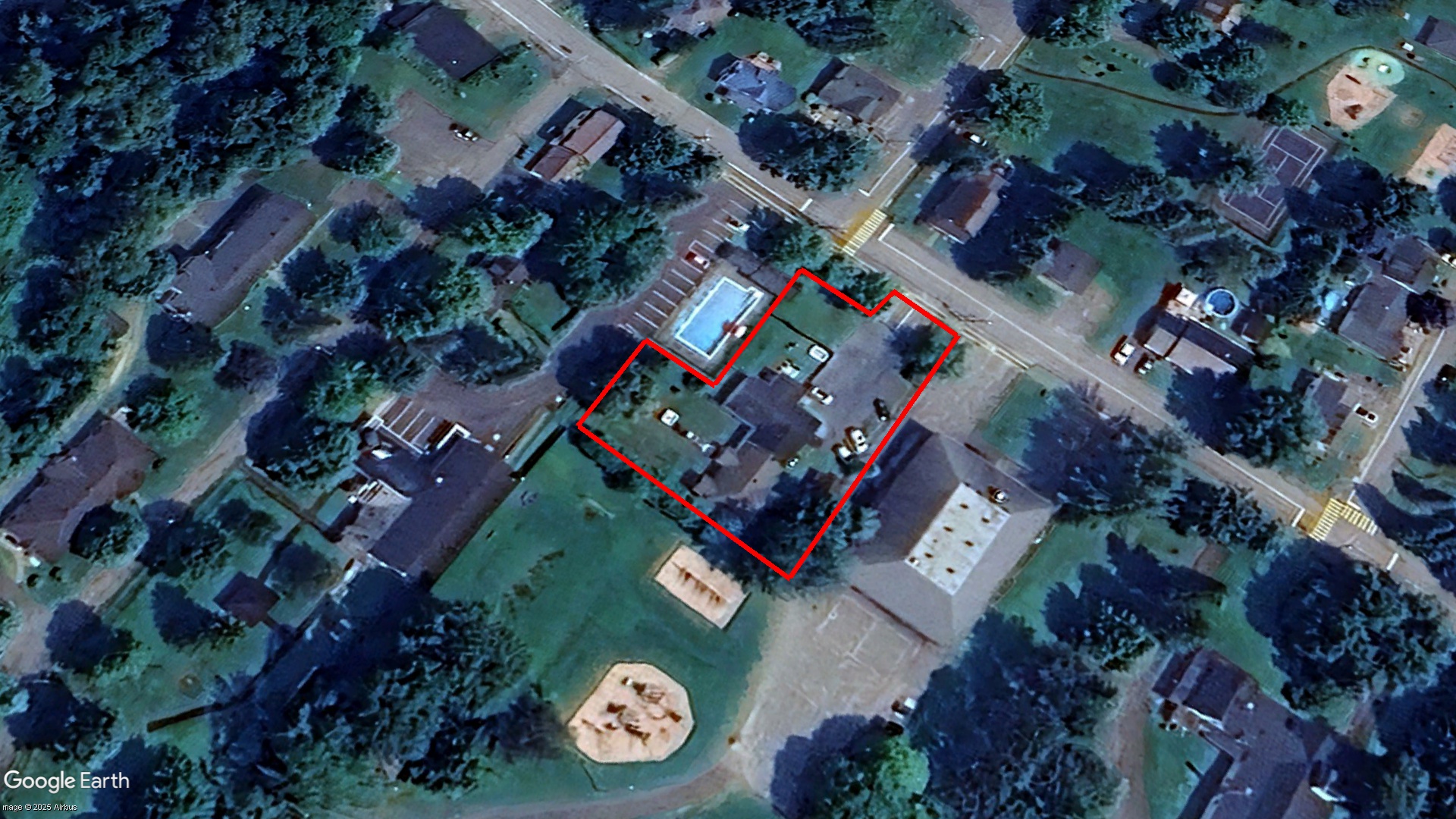 Tax Sale Coaticook, Quebec - 0492 76 8352