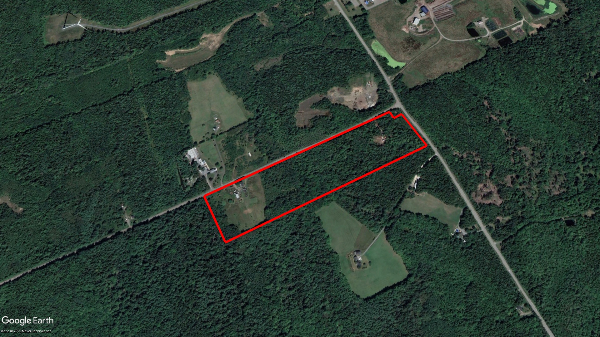 Tax Sale Lunenburg, Nova Scotia - 02323575