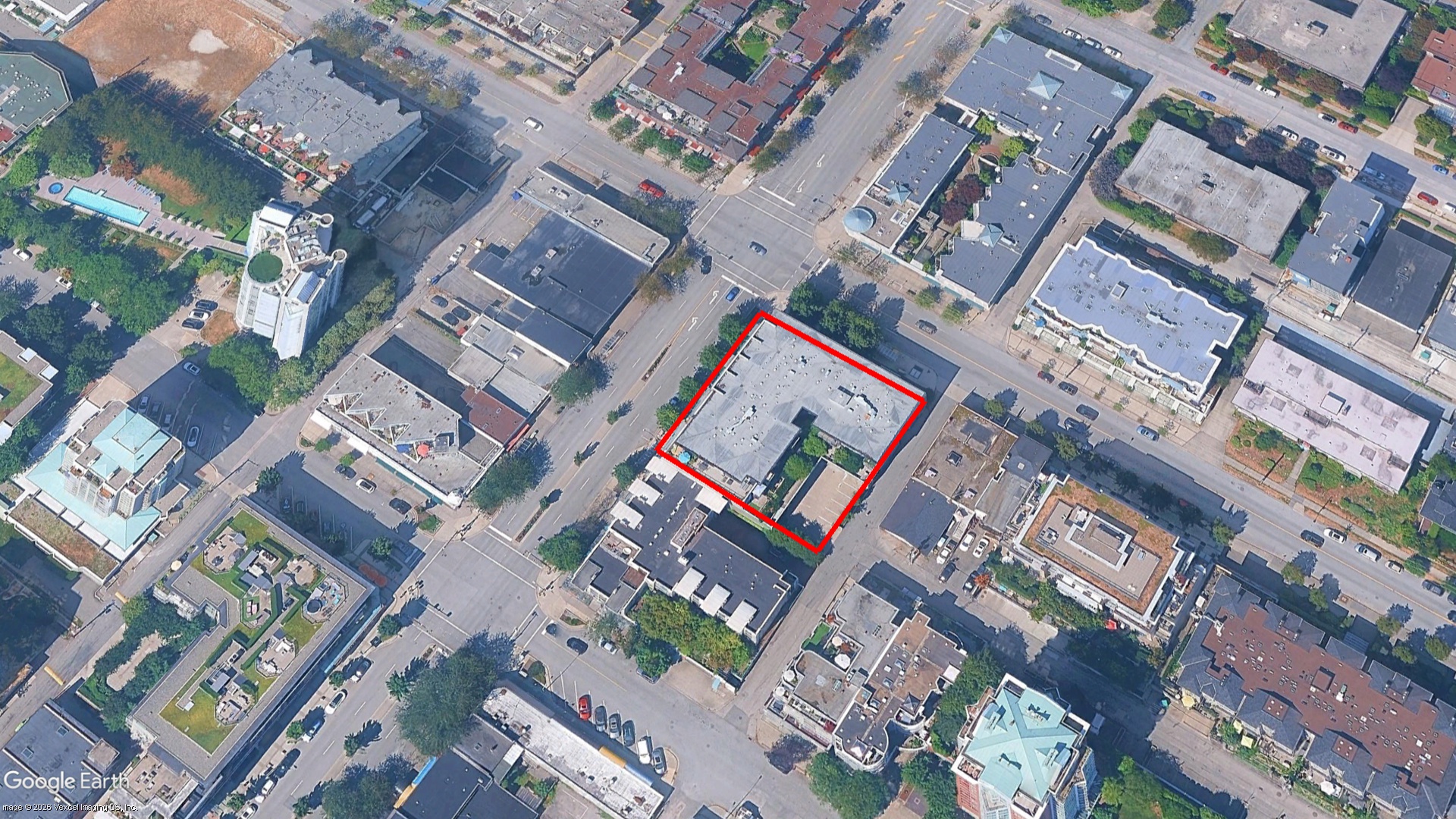 #512-111 3rd Street East