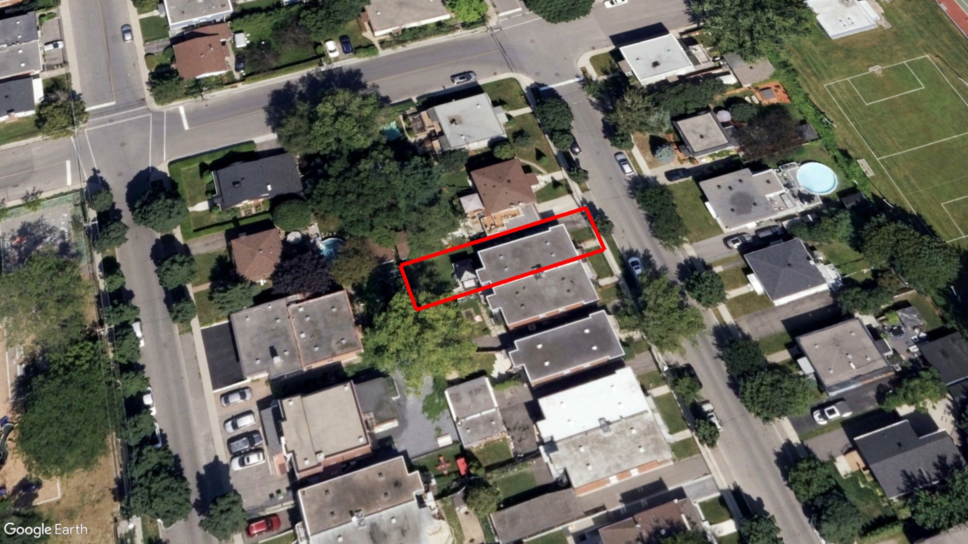 Tax Sale Montreal, Quebec - 040244-55