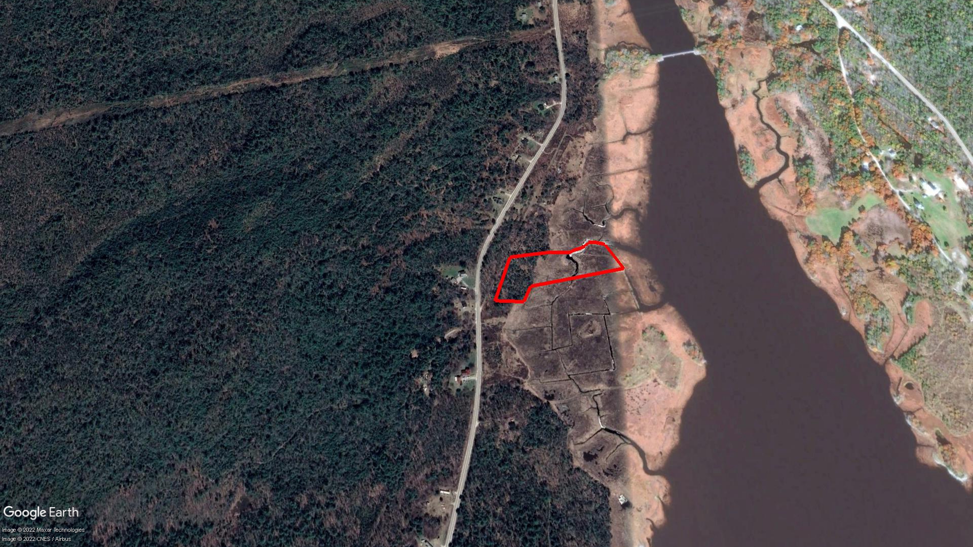 Tax Sale Shelburne, Nova Scotia - 03736369