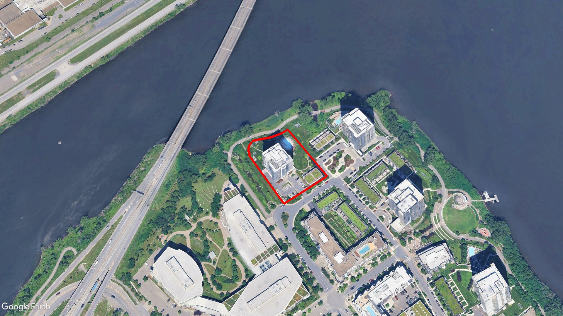 Tax Sale Montreal, Quebec - 052576-88