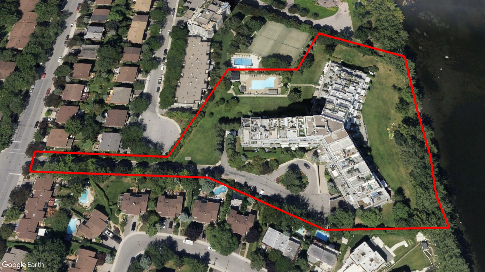 Tax Sale Montreal, Quebec - 010543-32 