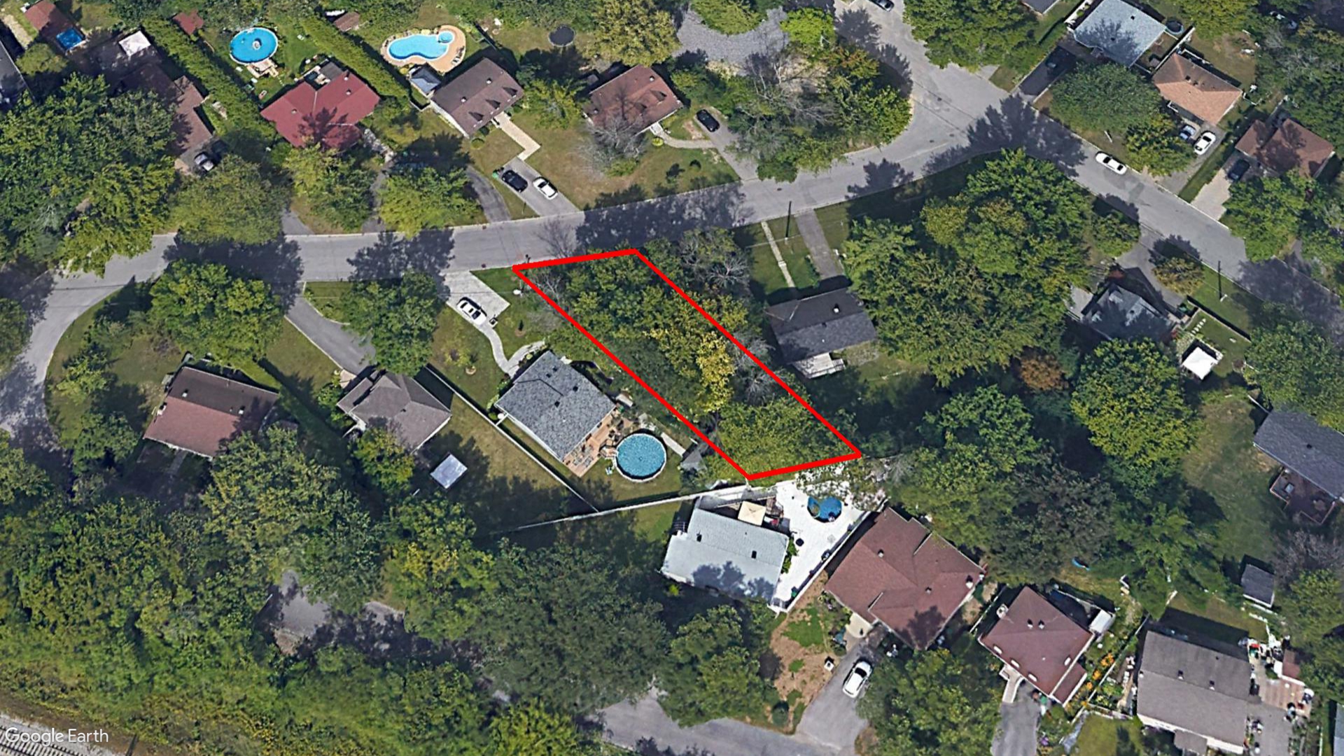 Tax Sale Montreal, Quebec - 040758-25