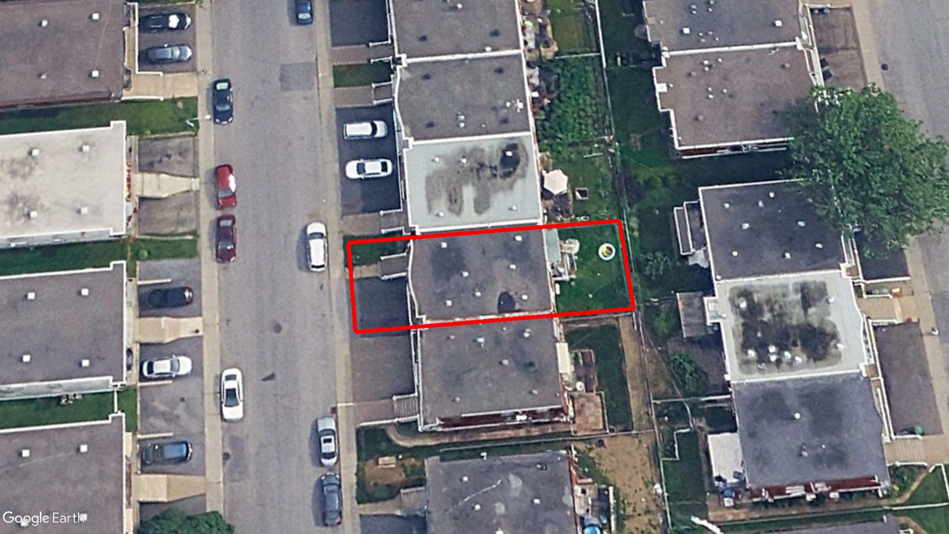 Tax Sale Montreal, Quebec - 040430-80