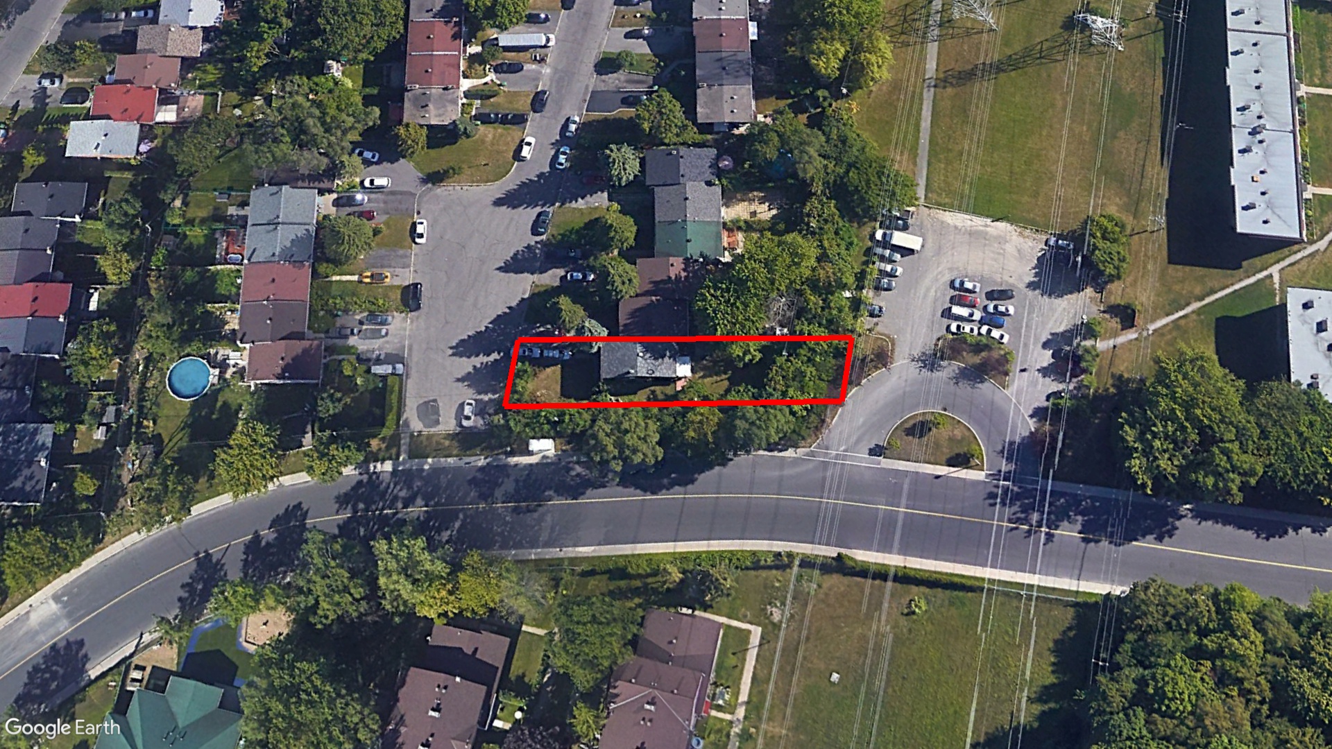 Tax Sale Montreal, Quebec - 050202-05