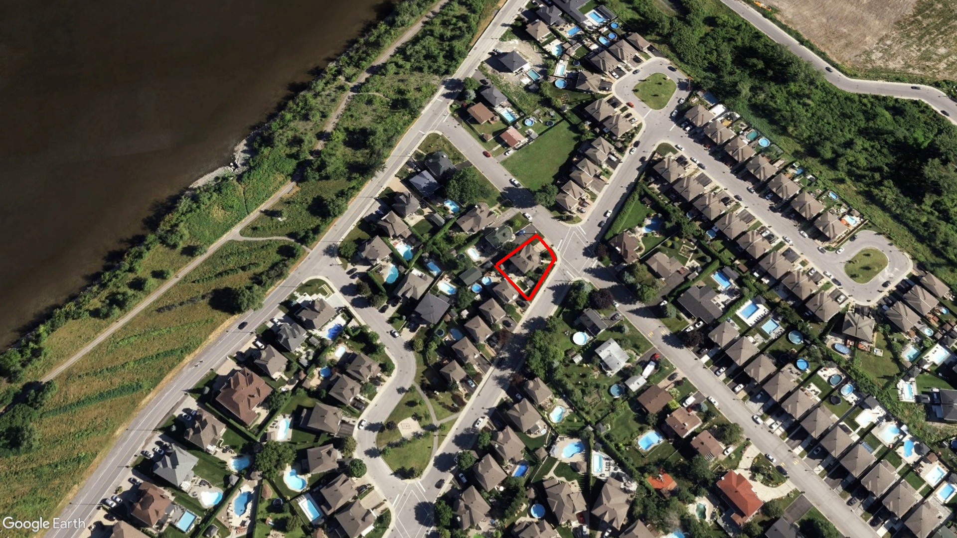 Tax Sale Montreal, Quebec - 880501-37