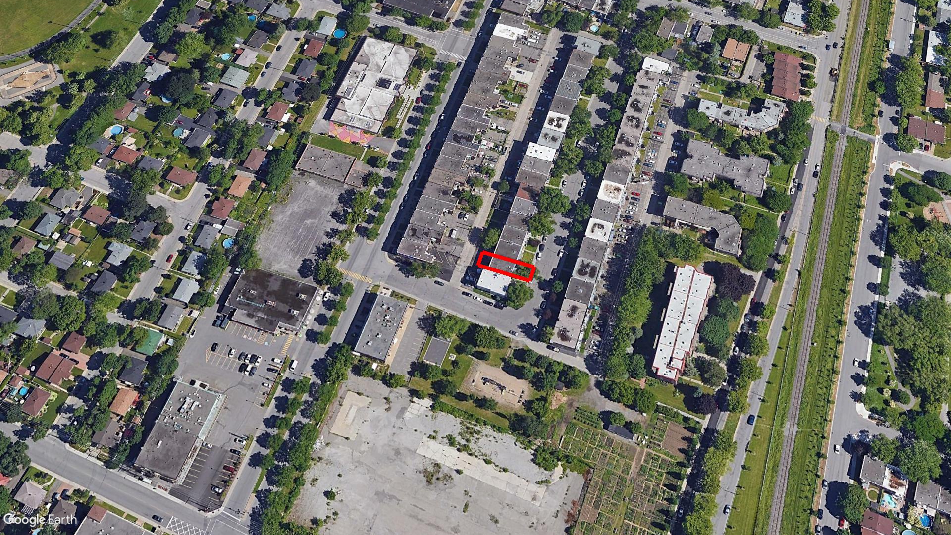 Tax Sale Montreal, Quebec - 383609-10