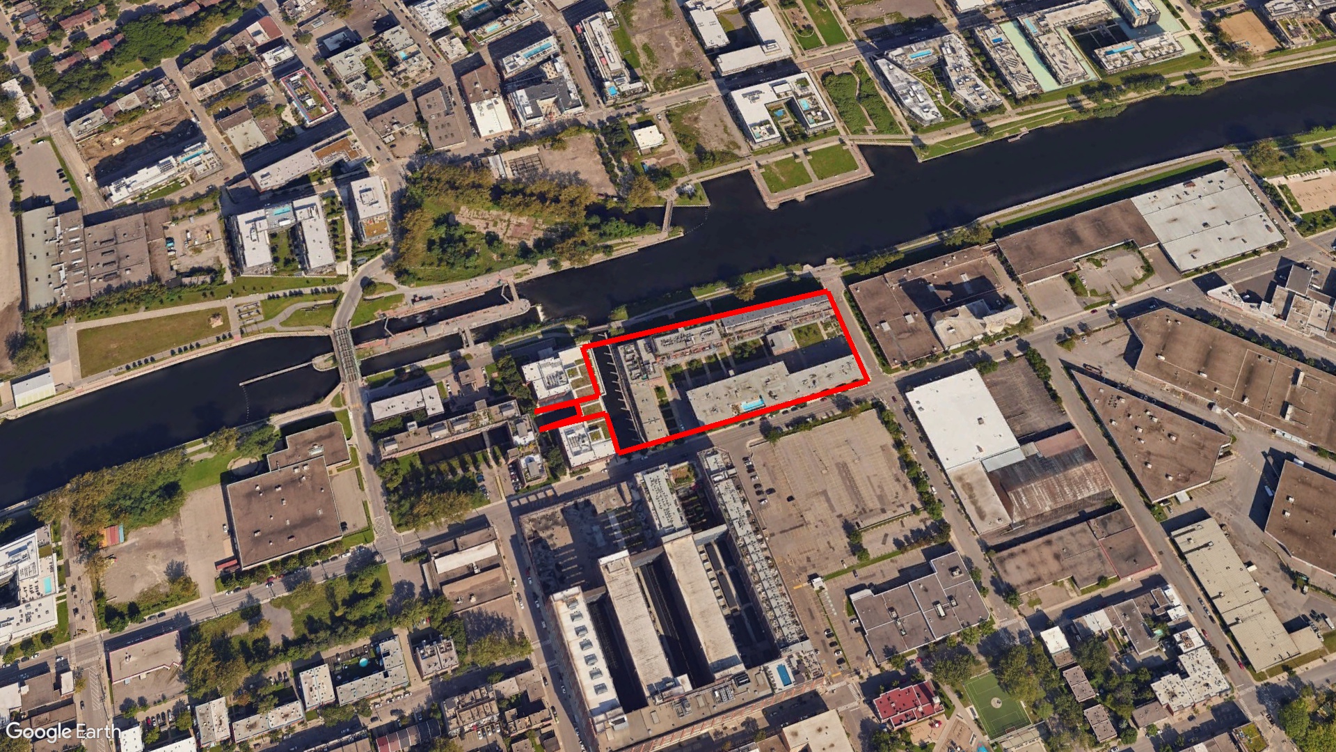 Tax Sale Montreal, Quebec - 120940-39