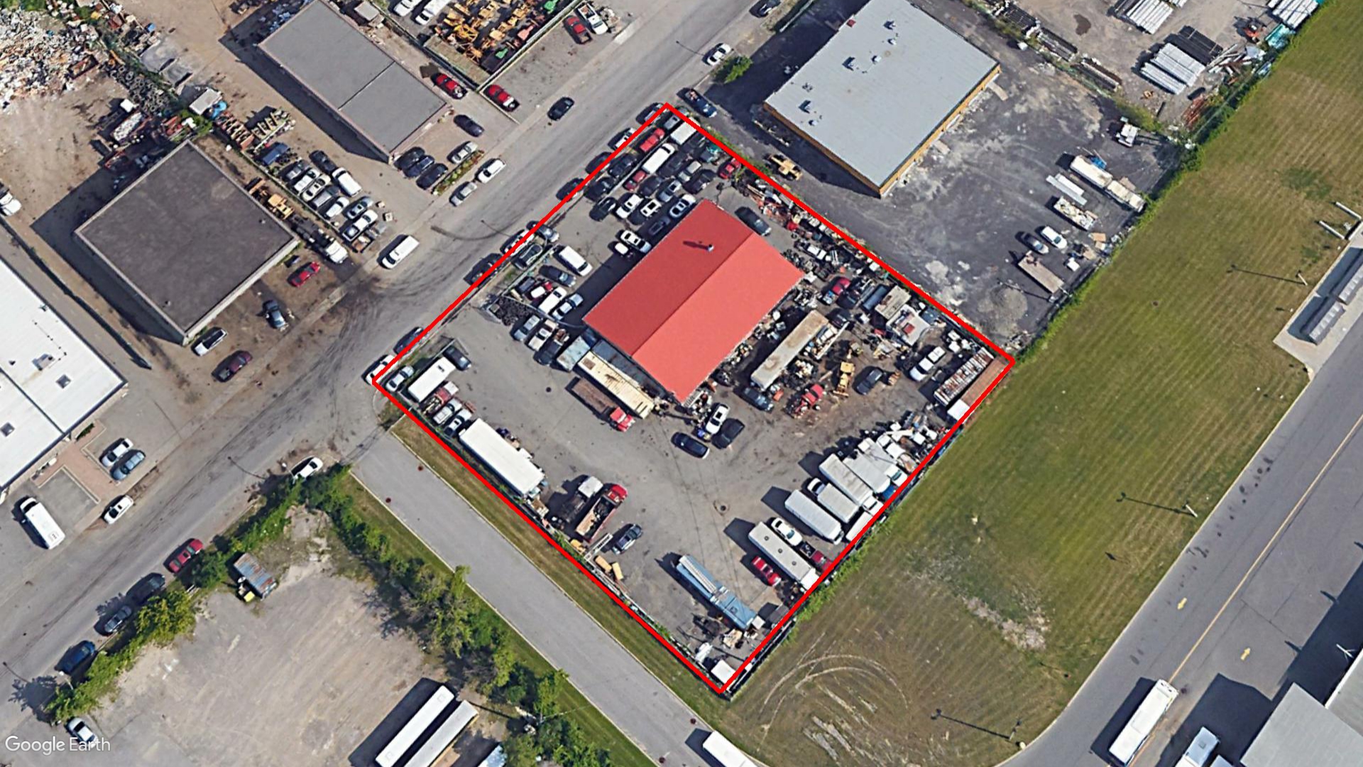 Tax Sale Montreal, Quebec - 041415-58