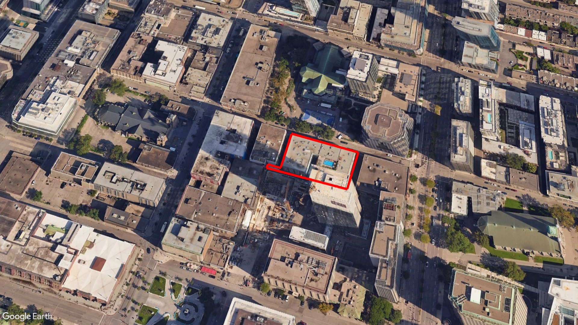 Tax Sale Montreal, Quebec - 140409-66