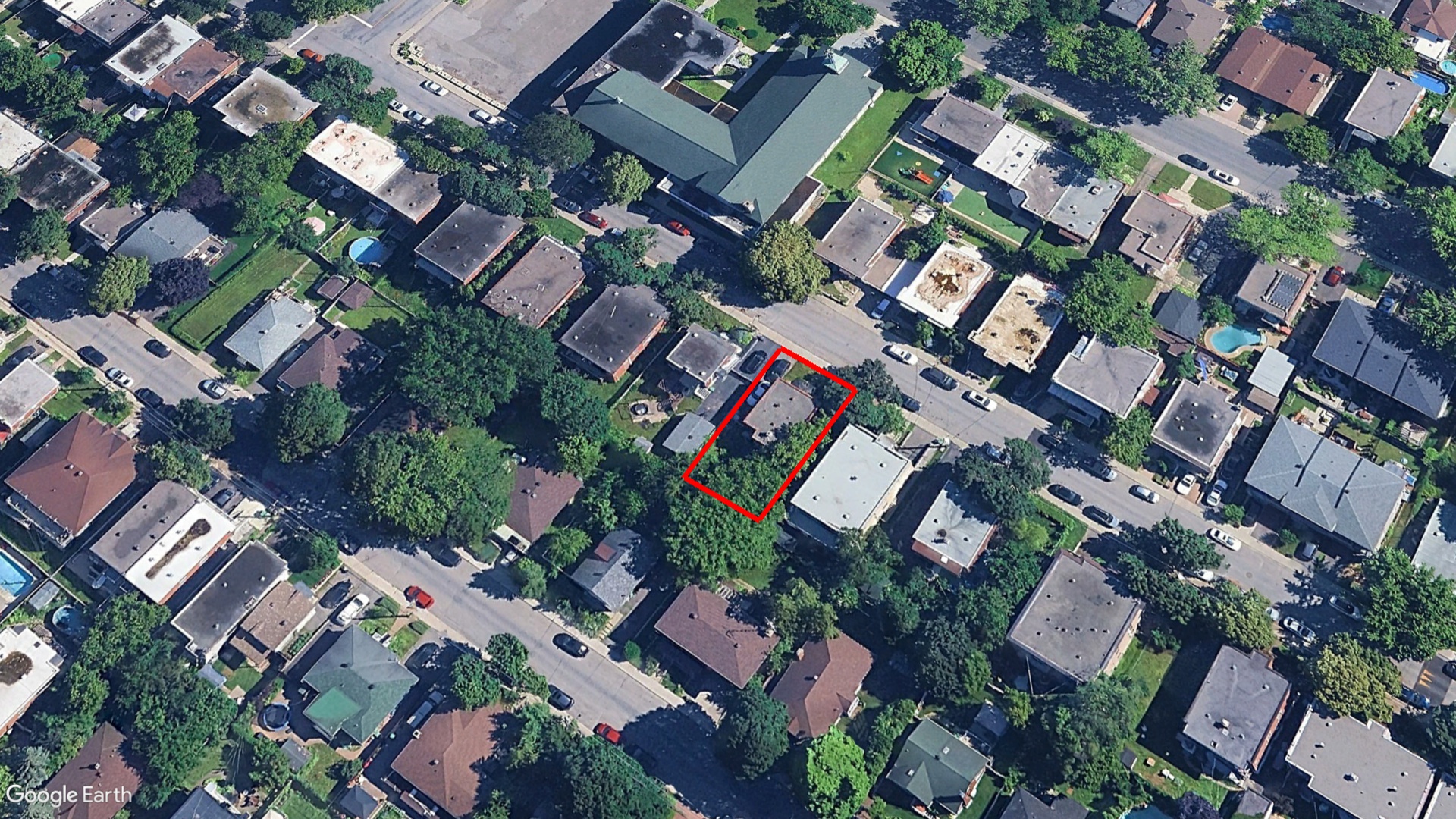 Tax Sale Montreal, Quebec - 020696-50