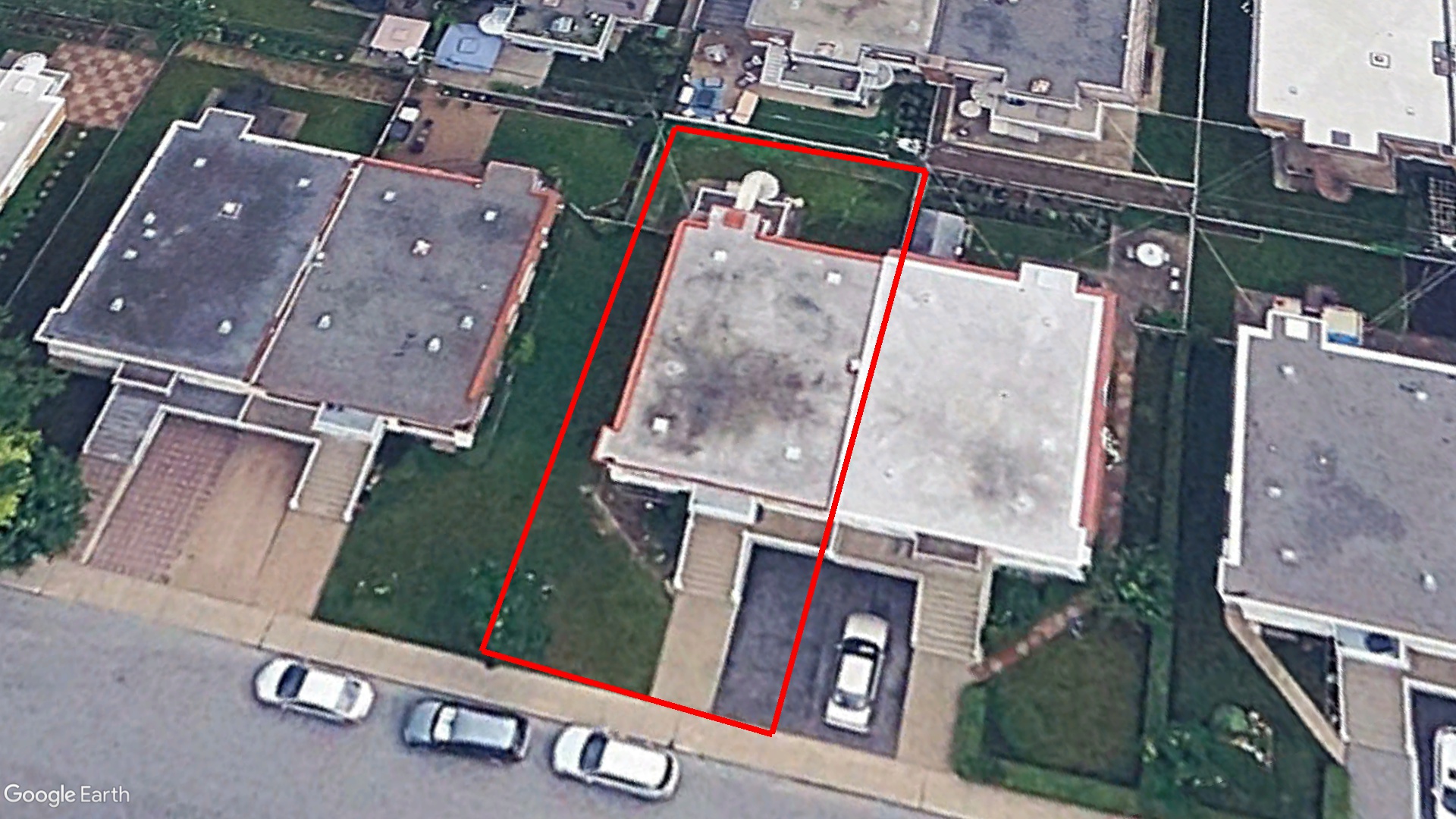 Tax Sale Montreal, Quebec - 020844-65