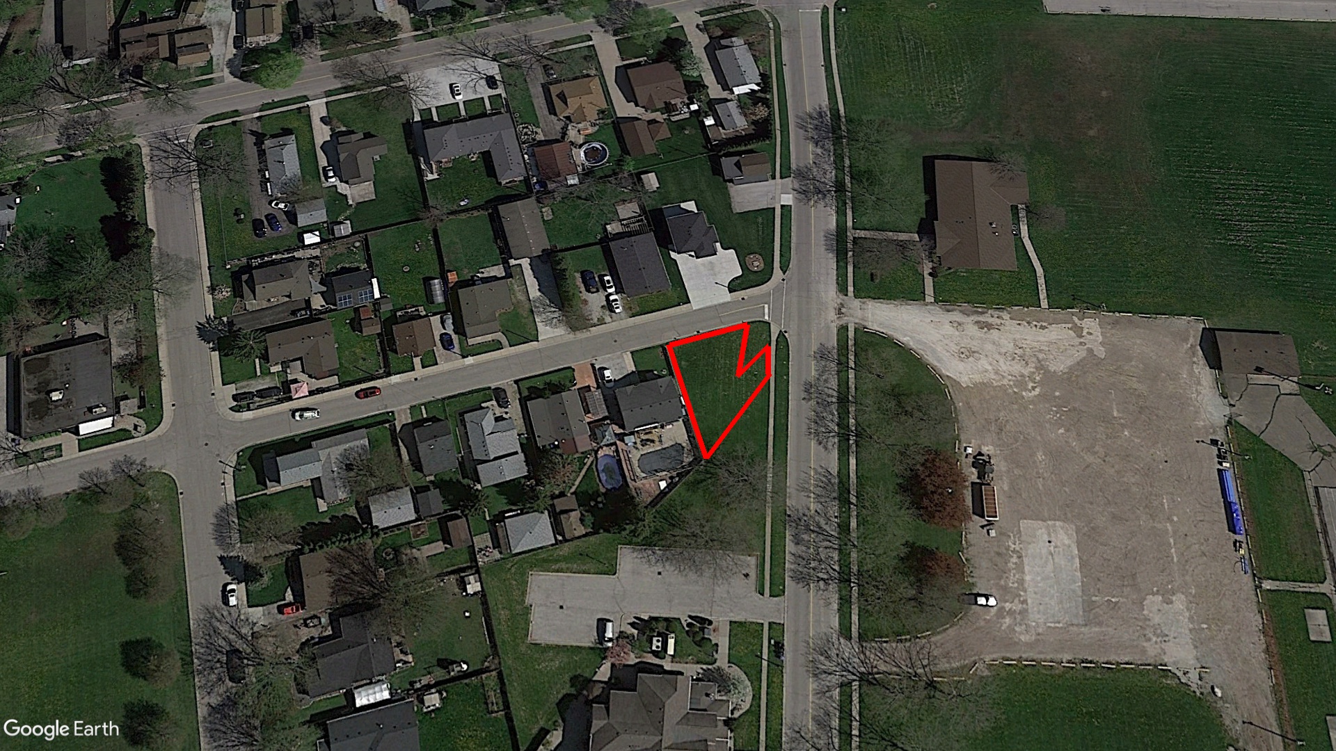 Tax Sale Amherstburg, Ontario - 37 29 140 000 03800 0000