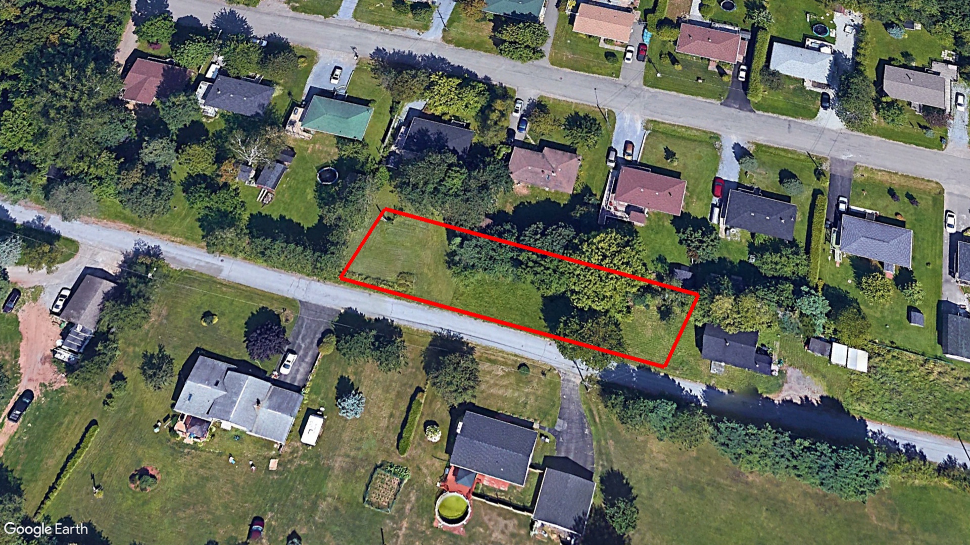 Bovaird Street, Hampton