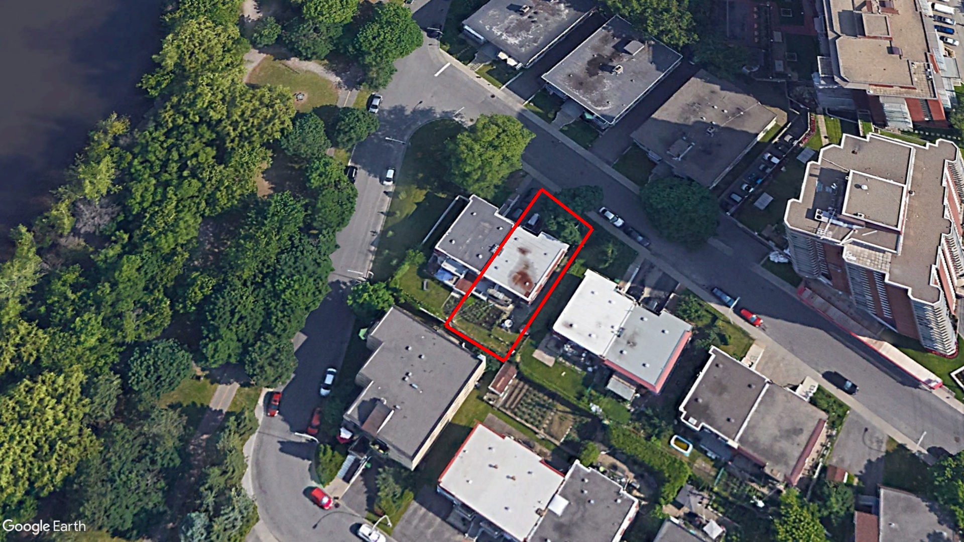 Tax Sale Montreal, Quebec - 020678-81 