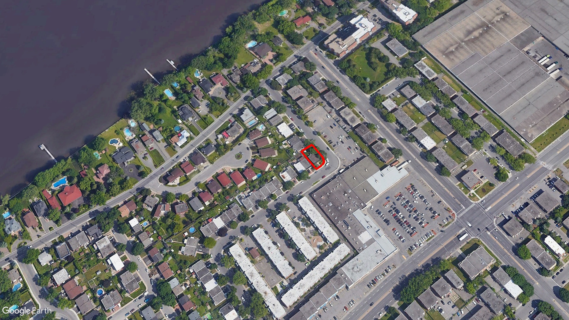 Tax Sale Montreal, Quebec - 020895-46 