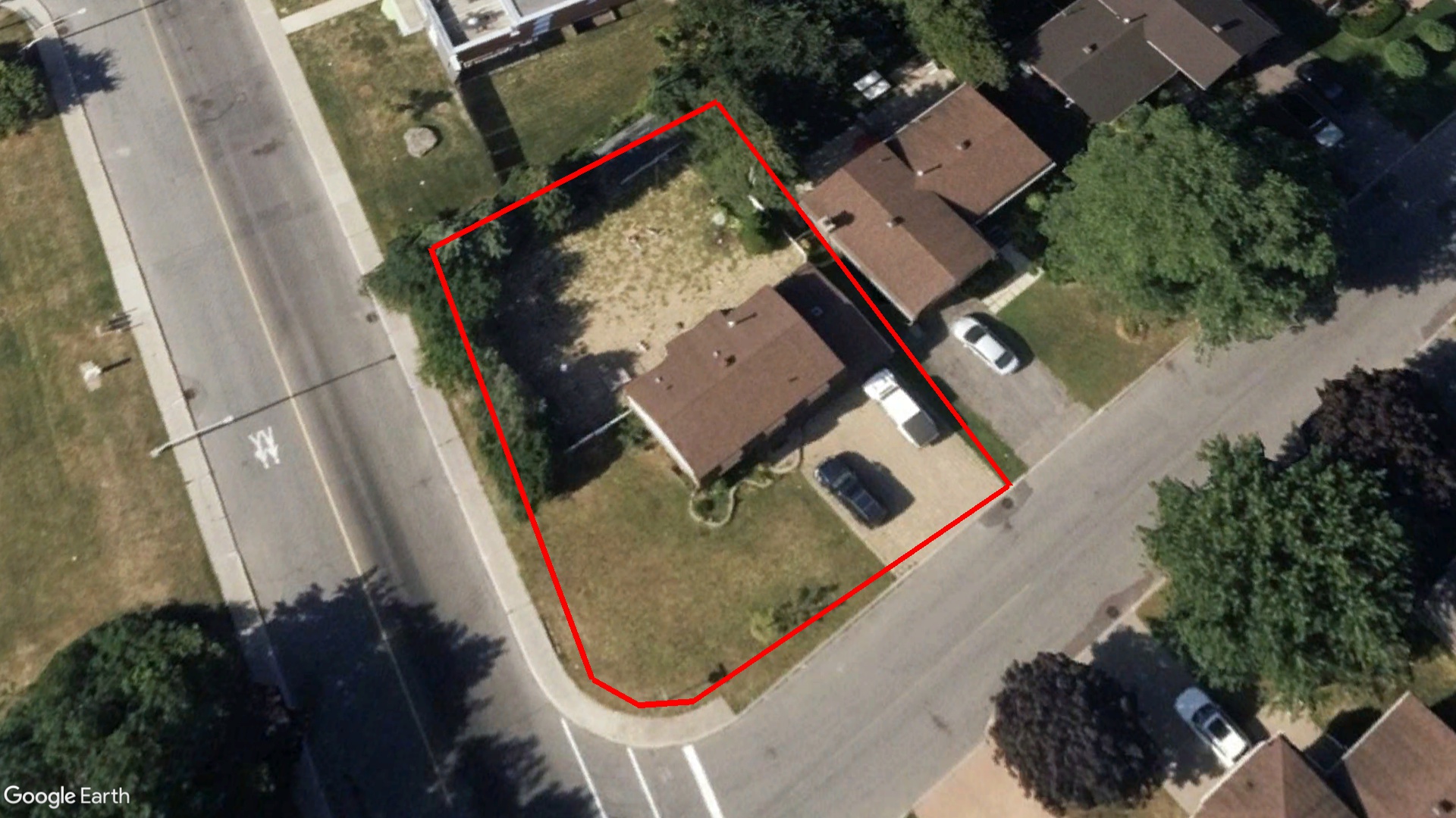 Tax Sale Montreal, Quebec - 040196-73