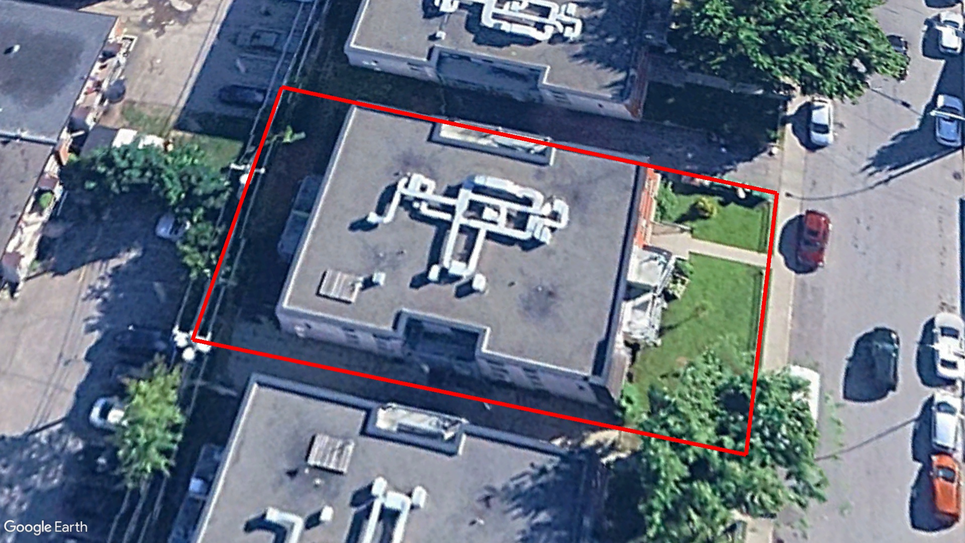 Tax Sale Montreal, Quebec - 020875-76