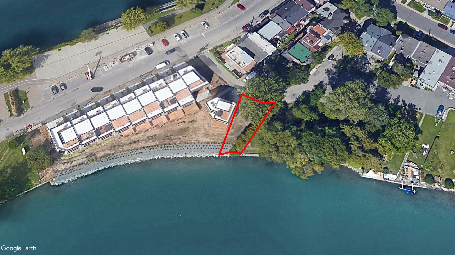 Tax Sale Montreal, Quebec - 052644-68