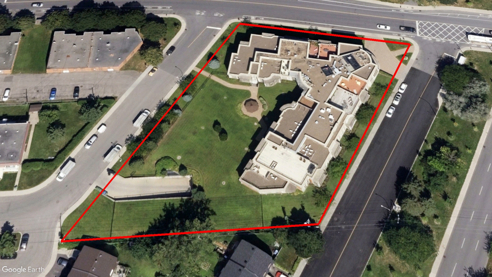 Tax Sale Montreal, Quebec - 051645-49