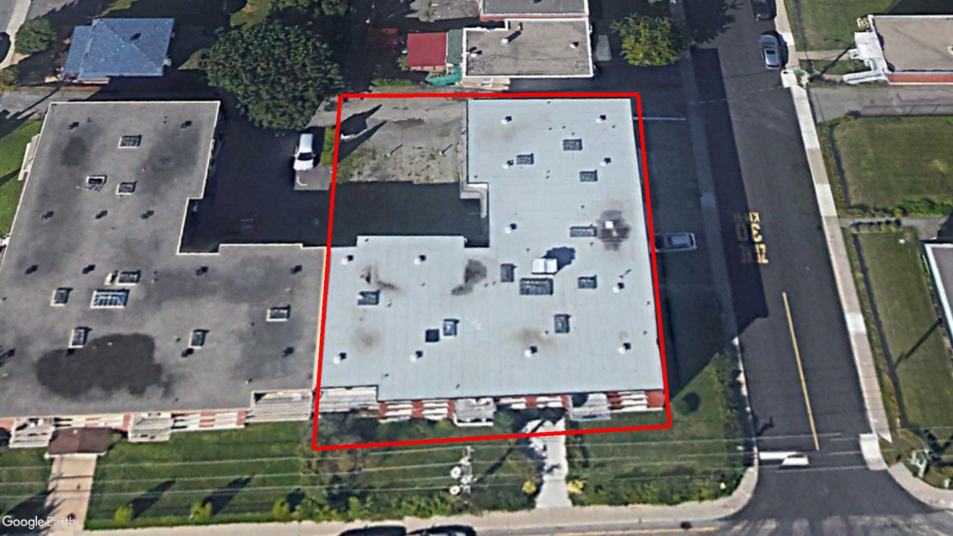 Tax Sale Montreal, Quebec - 050572-74