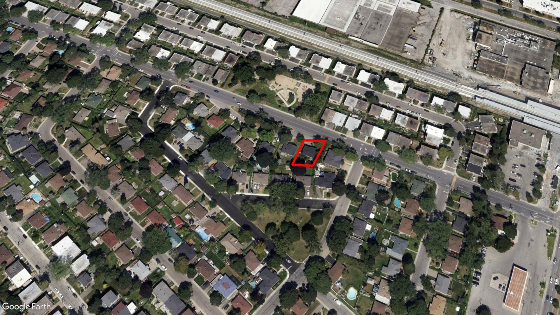 Tax Sale Montreal, Quebec - 040207-35