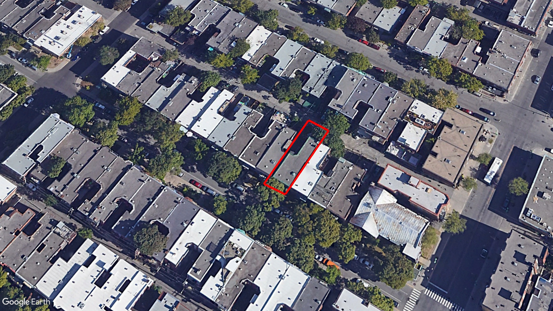 Tax Sale Montreal, Quebec - 030330-63