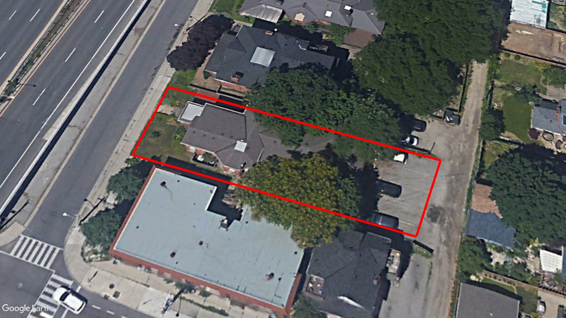Tax Sale Hamilton, Ontario - 25 18 030.202.05840