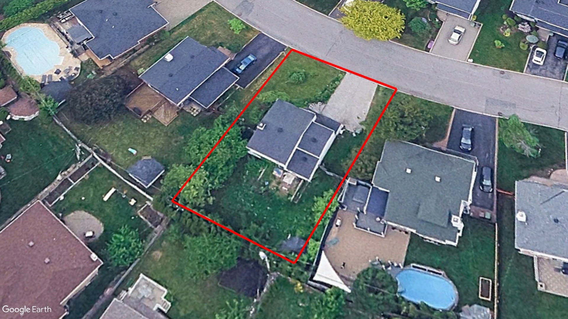 Tax Sale Montreal, Quebec - 040130-12