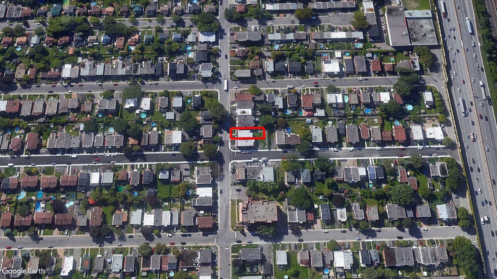 Tax Sale Montreal, Quebec - 050572-09