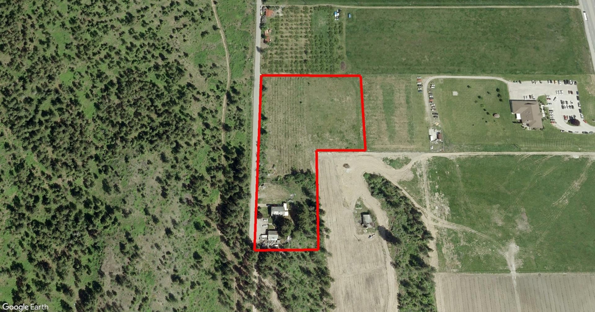 Tax Sale in Kelowna, British Columbia 4235 shanks rd kelowna v4v 1m3