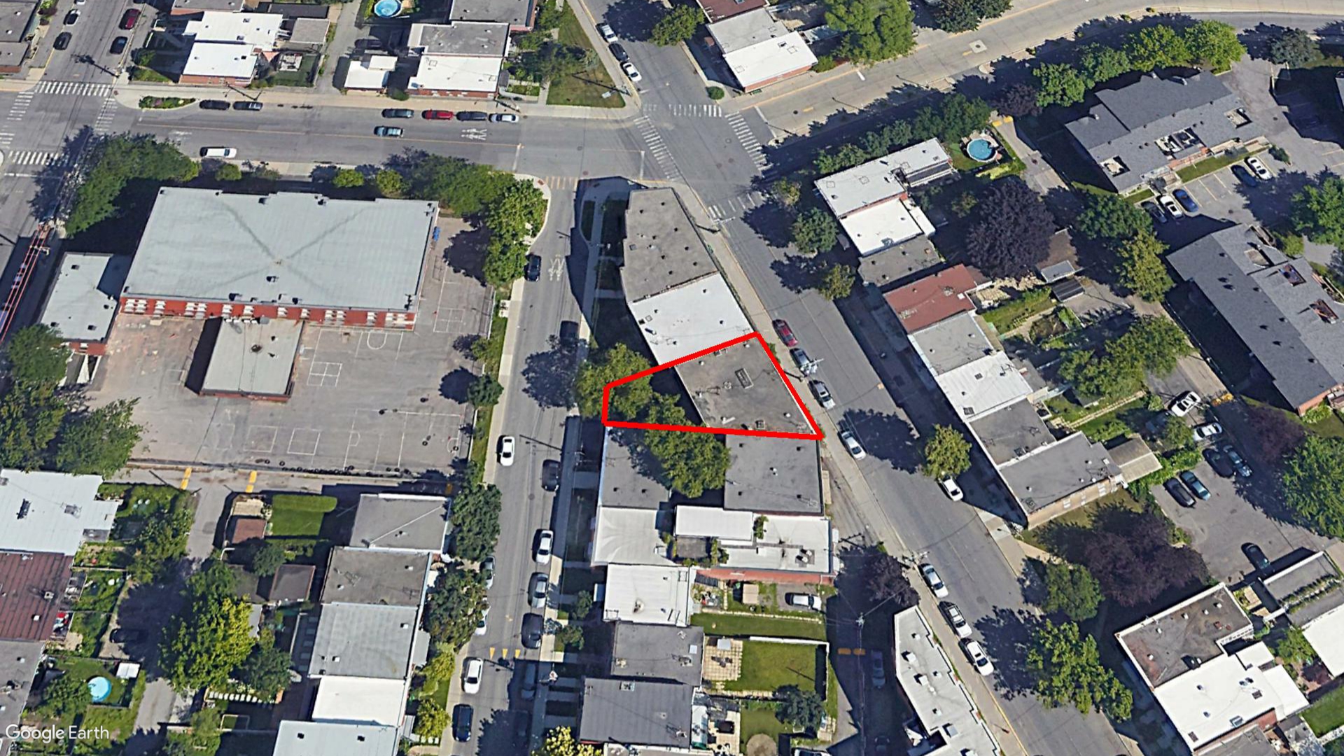 Tax Sale Montreal, Quebec - 010443-13