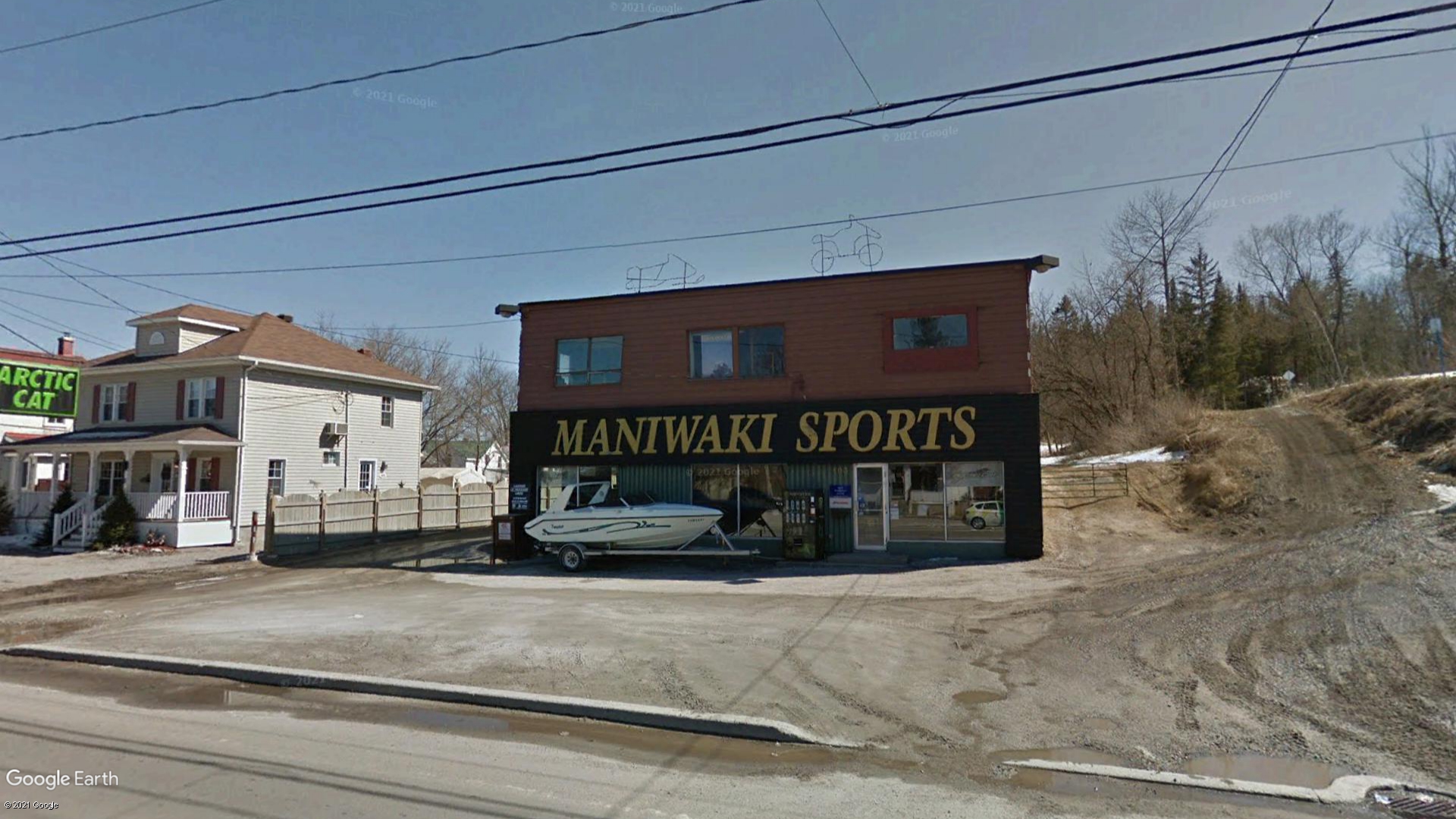 Tax Sale La Vallee-de-la-Gatineau, Quebec - 4538-70-8234 