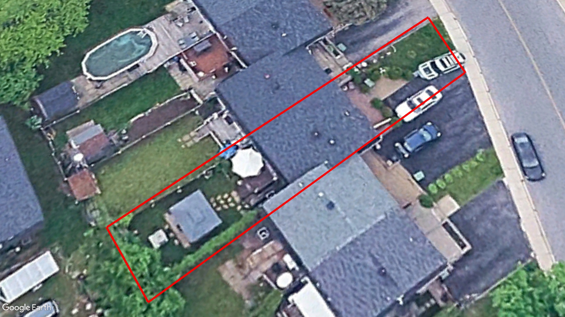 Tax Sale Montreal, Quebec - 040223-65