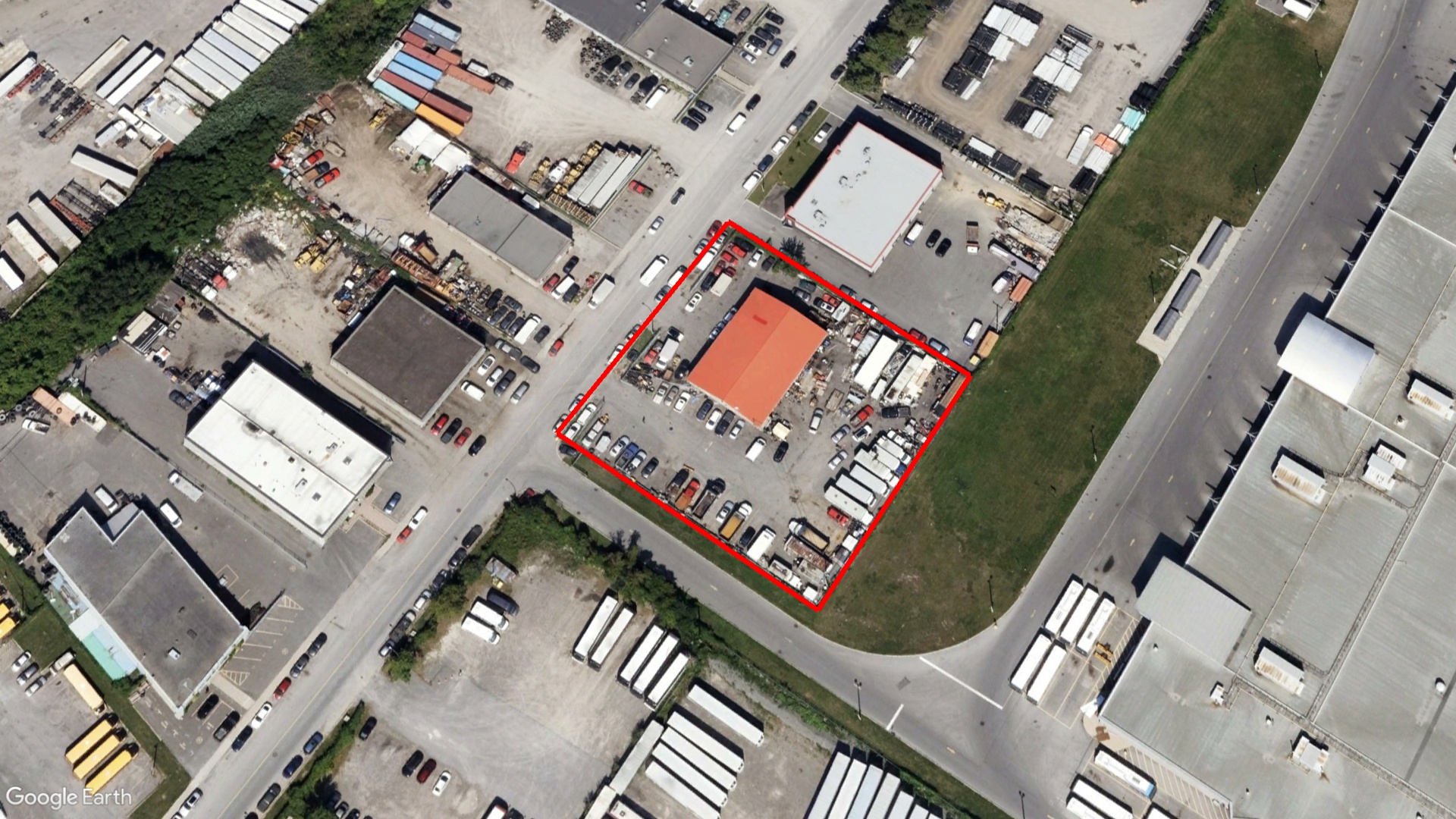 Tax Sale Montreal, Quebec - 041415-58