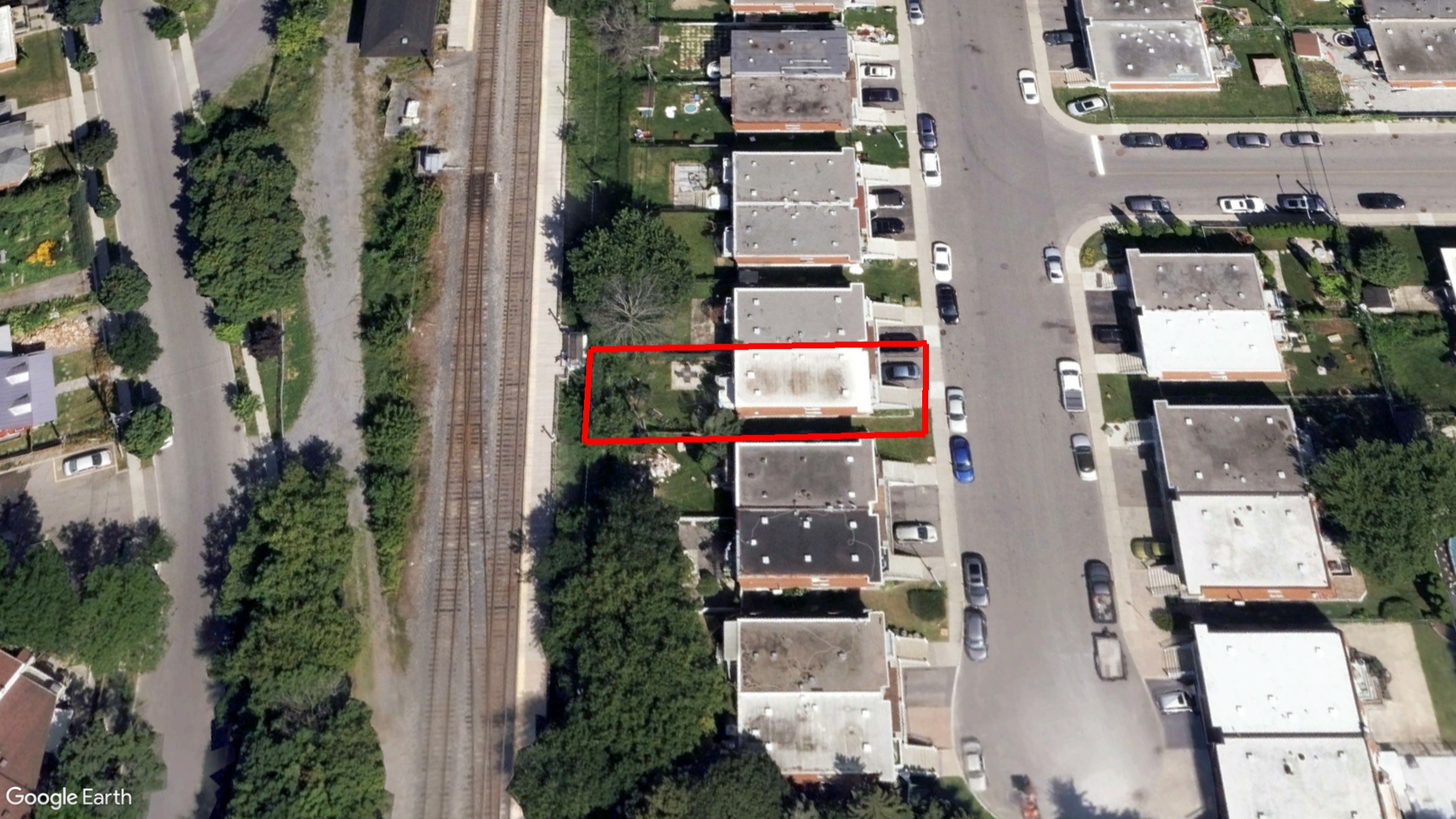 Tax Sale Montreal, Quebec - 040246-06