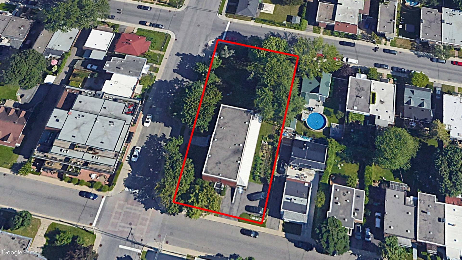 Tax Sale Montreal, Quebec - 050036-66