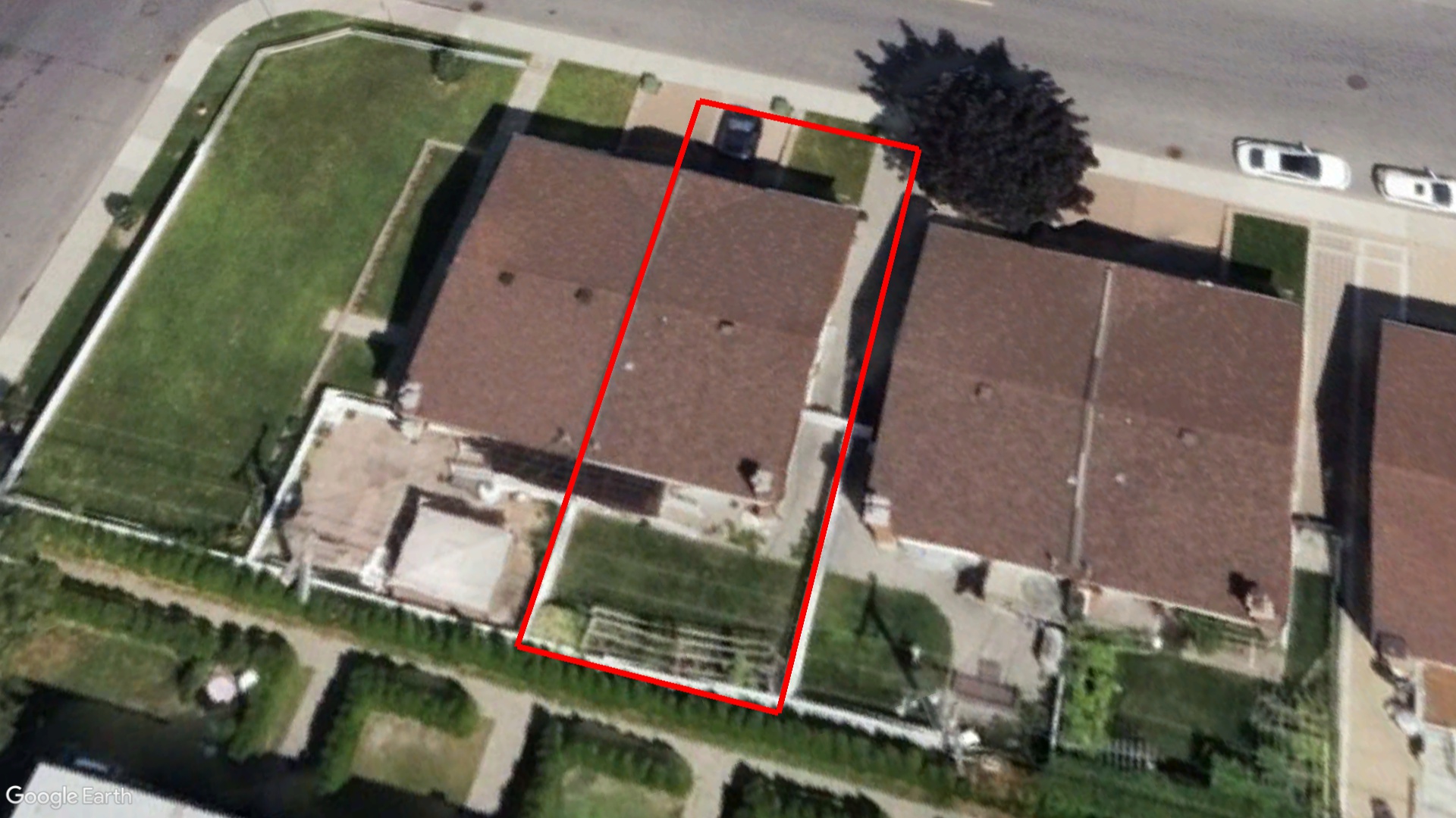 Tax Sale Montreal, Quebec - 040415-25