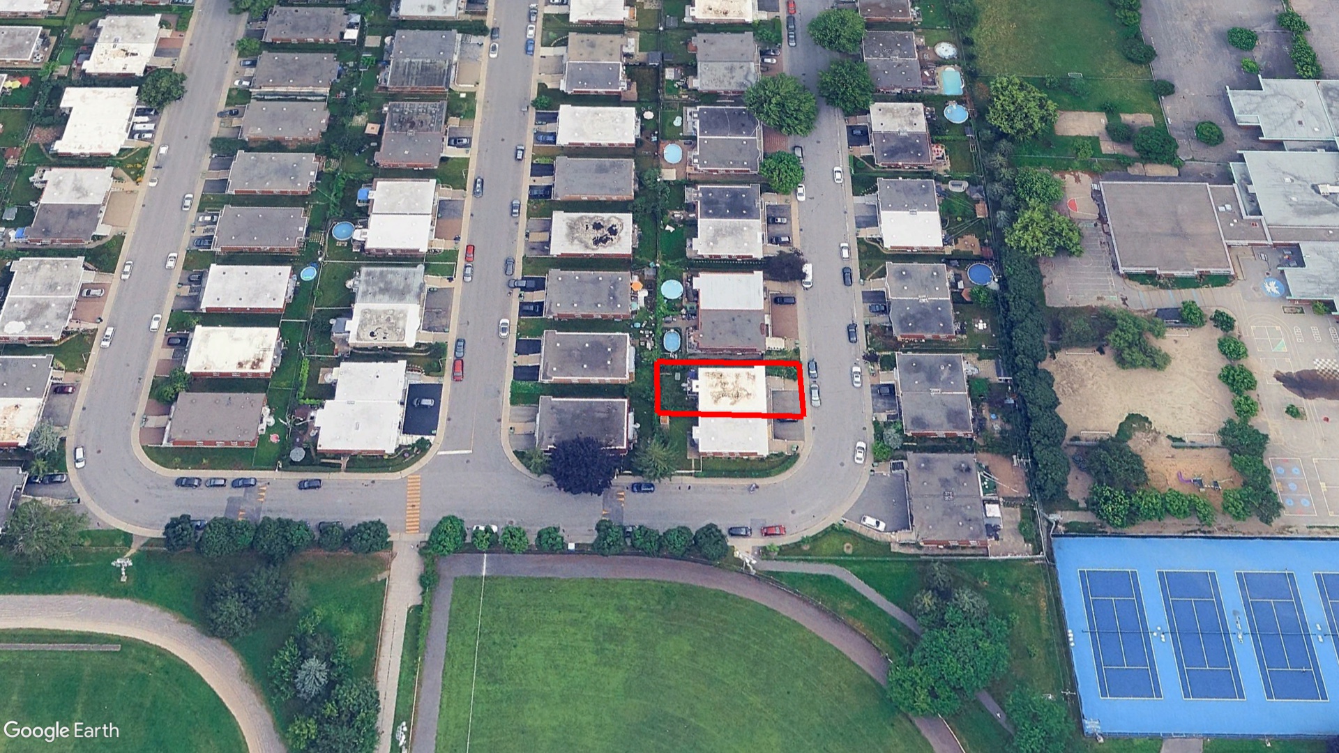 Tax Sale Montreal, Quebec - 040351-08