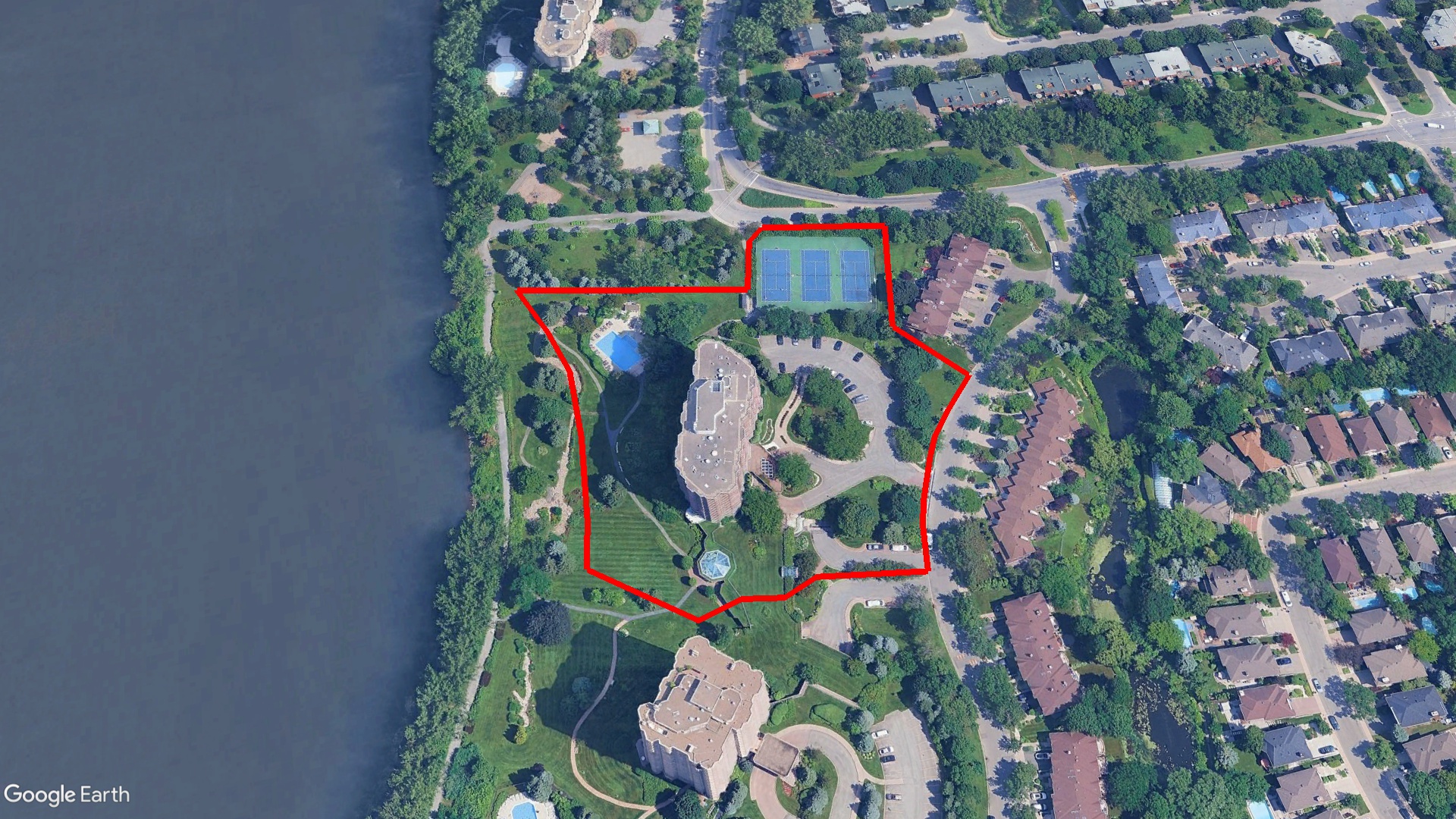 Tax Sale Montreal, Quebec - 011133-70