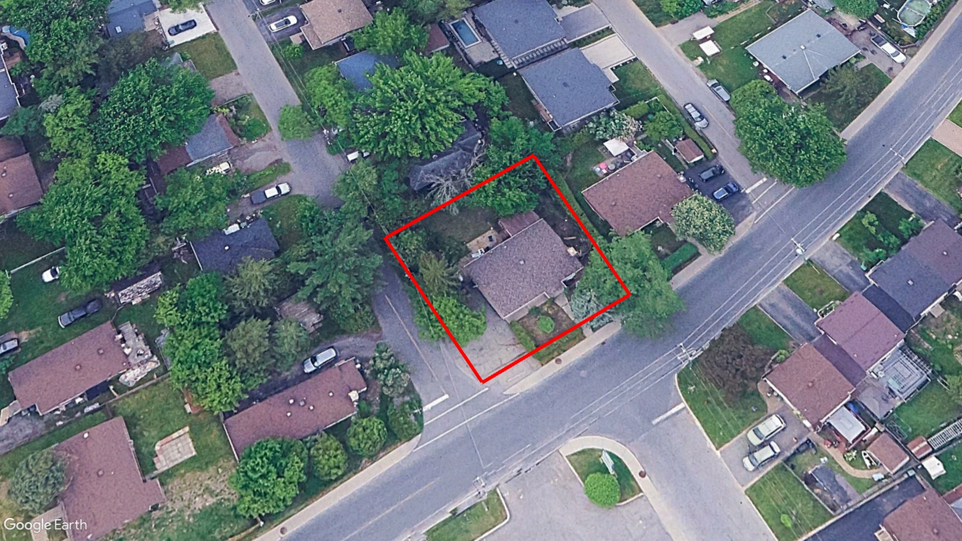 Tax Sale Montreal, Quebec - 040186-07