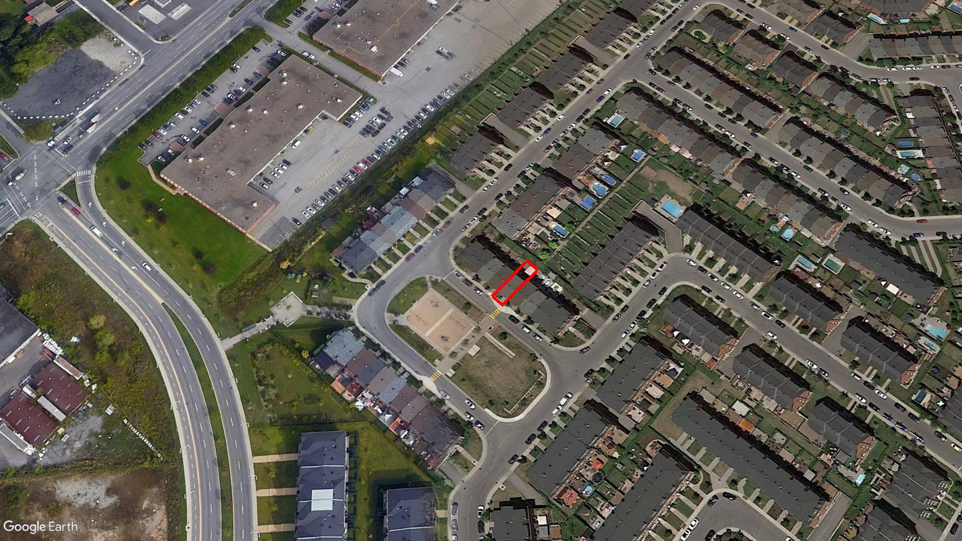 Tax Sale Montreal, Quebec - 051710-35