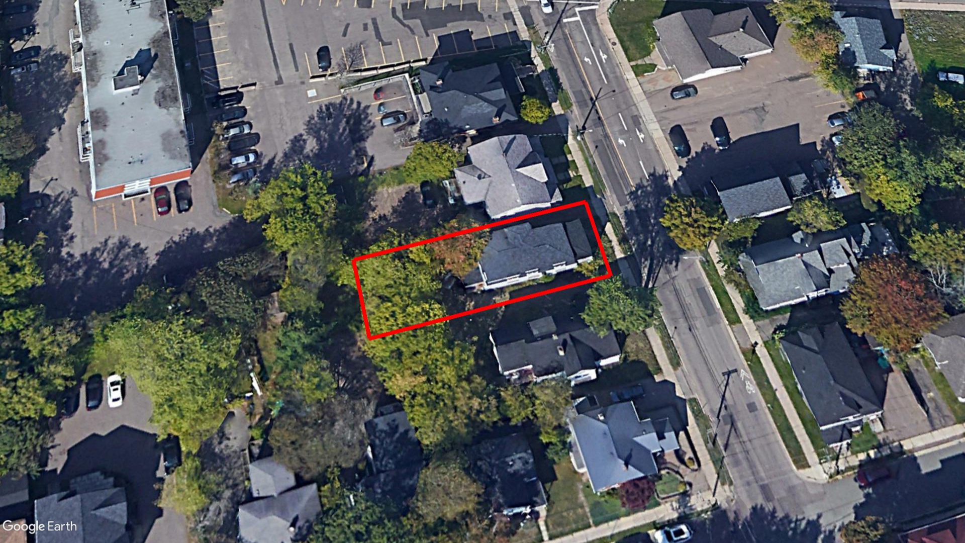 Tax Sale Moncton, New Brunswick - 01866776